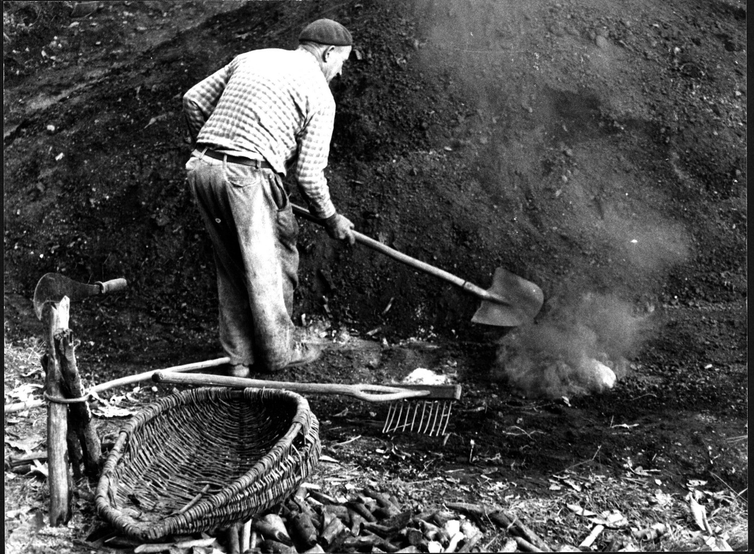 Costruzione di una carbonaia_2