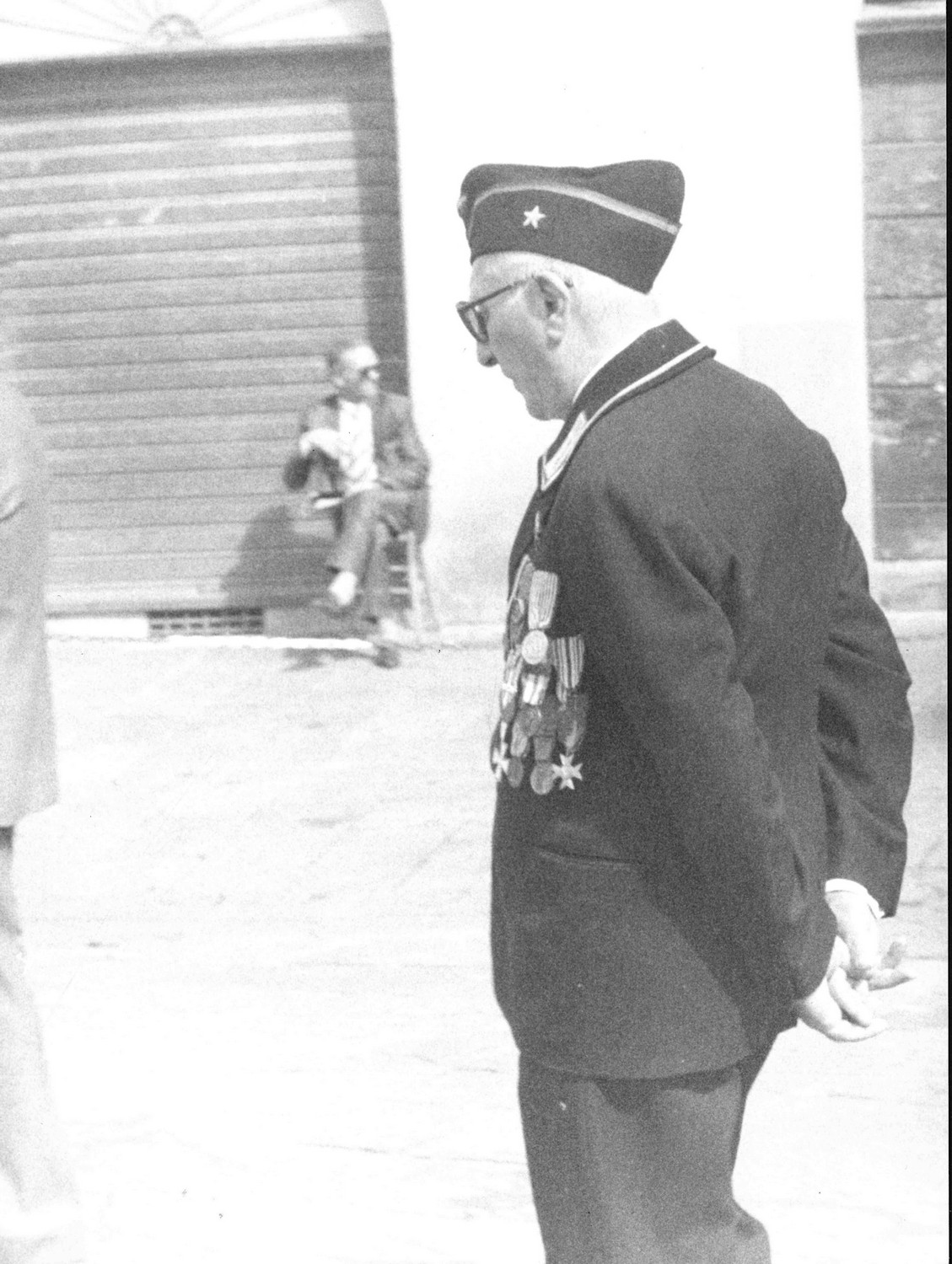 Ex militare decorato